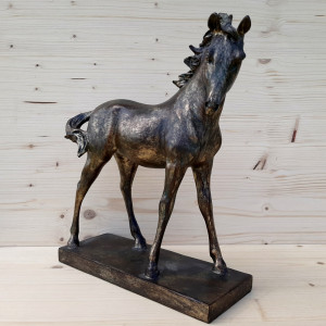 Trophée en résine Le Poulain 2