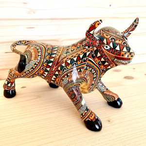 Sculpture taureau de combat multicolore / F