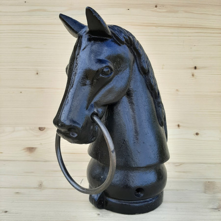 Tête cheval en fonte pour poteau