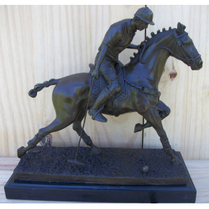 Joueur de polo à cheval 