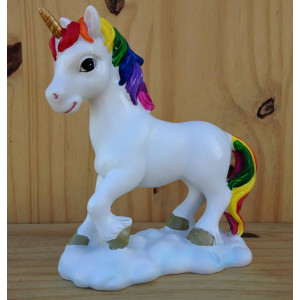 Figurine petite licorne Arc-en-ciel 