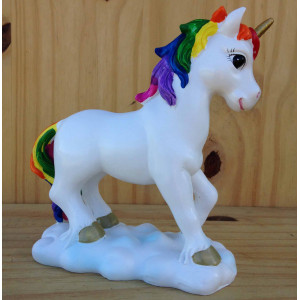 Figurine petite licorne Arc-en-ciel  2