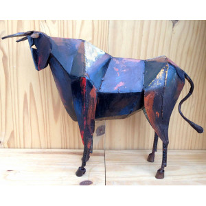 Sculpture taureau art métal moderne  2