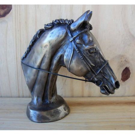 Tête cheval avec filet et rênes 