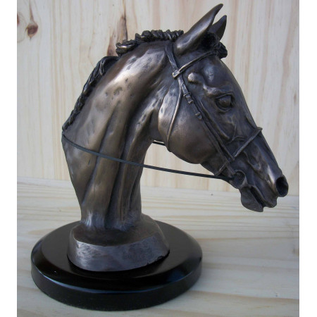 Tête cheval avec filet et rênes 