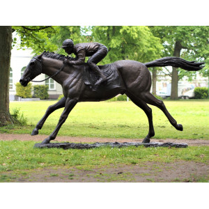 Statue en Bronze Le Jockey sur son cheval 2