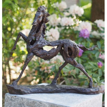 Statue ajourée cheval en bronze