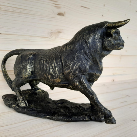 Sculpture taureau de combat en résine bronze