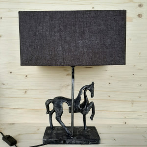 Lampe abat jour noir avec cheval en résine