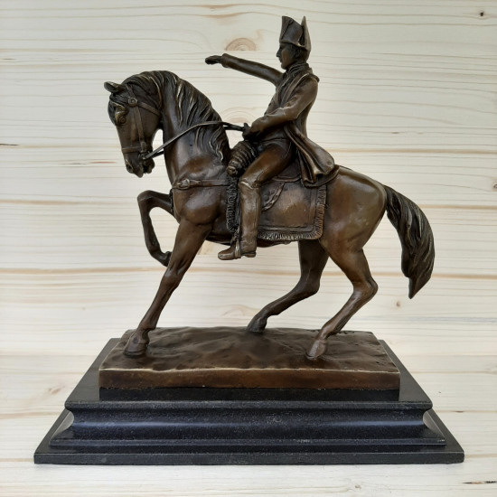 Sculpture en bronze Napoléon sur son cheval